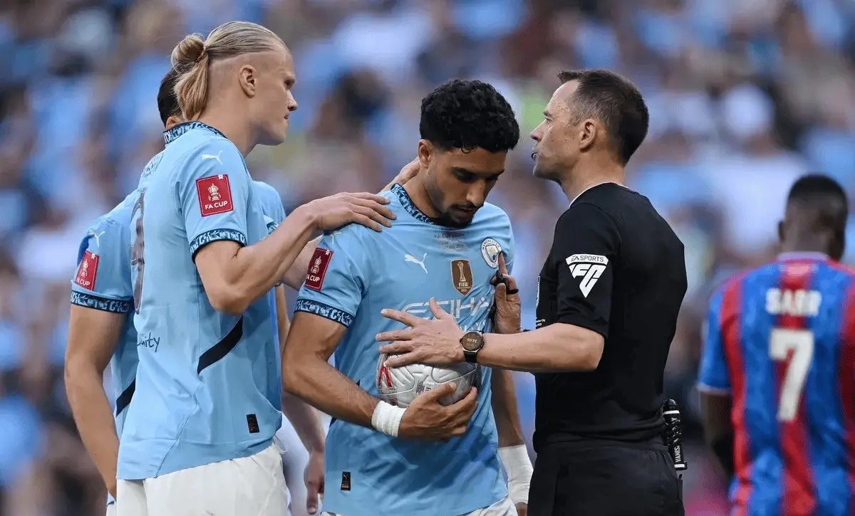 关于赛地聚焦——葡超集结日热度飙升，菲尼克斯太阳伤情更新，态度坚定，控场能力受关注的信息